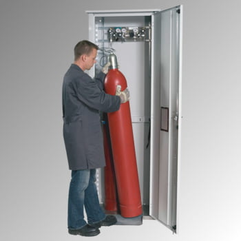 Druckgasflaschenschrank, für Außenbereich, Edelstahlsockel, 2 Flaschenplätze, Tür mit Fenster, 2.149 x 706 x 400 mm (HxBxT), Farbe lichtgrau Druckgasflaschenschrank, für Außenbereich, Edelstahlsockel, 2 Flaschenplätze, Tür mit Fenster, 2.149 x 706 x 400 mm (HxBxT), Farbe lichtgrau